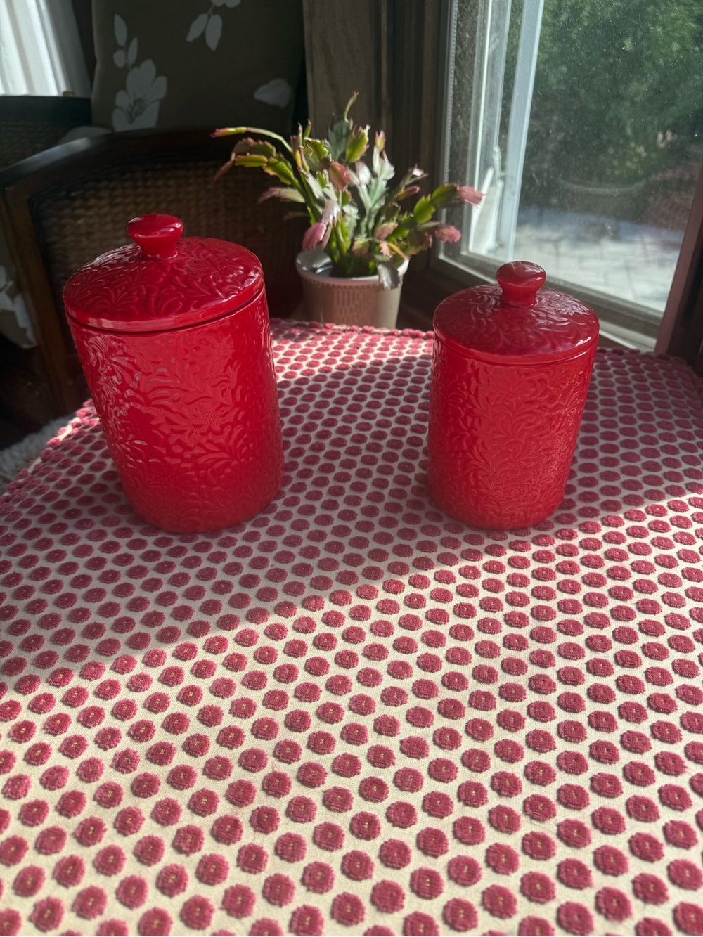 Red Embossed Ceramic Canister Set - - Picture 6 of 6